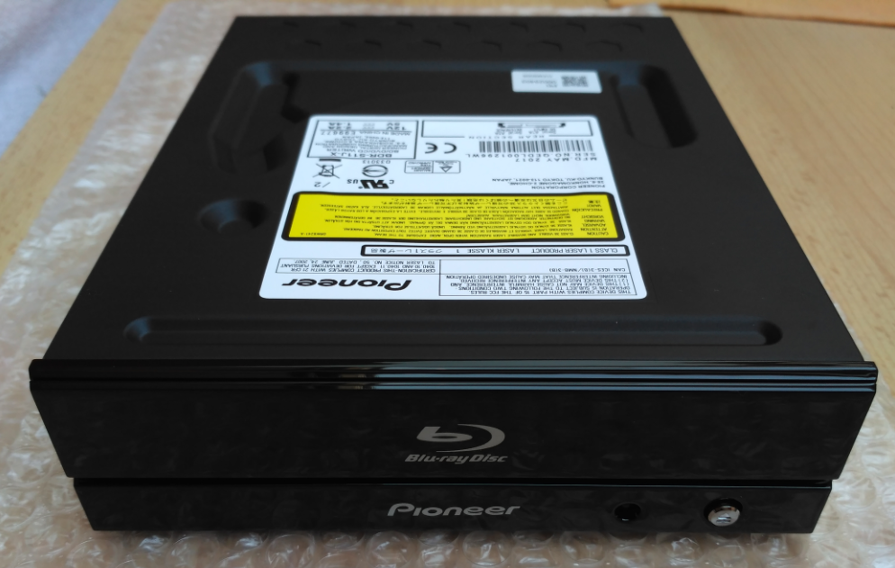 Pioneer BDR-211\S11 Ultra HD Blu-ray-4.png