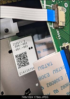 Pioneer BDR-213 / S13-inside-04.jpg