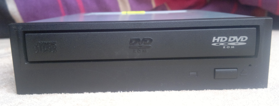 Toshiba HD DVD-ROM SD-H802A 2007r.-2016-11-10_16-17-16.png