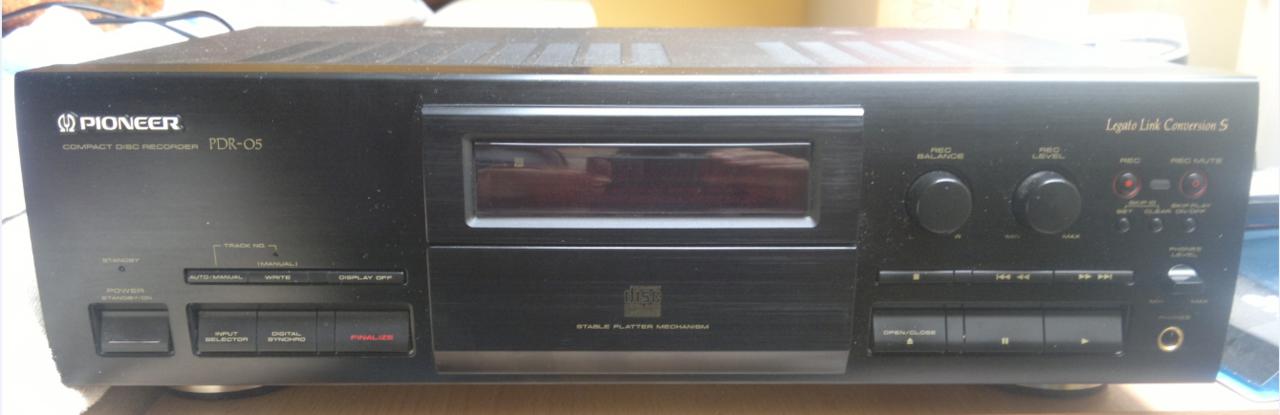 Pioneer PDR-05  Compact Disc Recorder 1995r.-2017-03-10_12-36-04.jpg