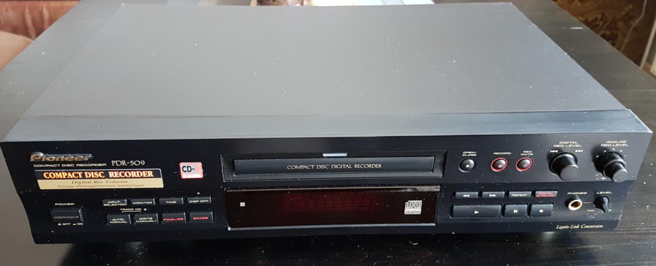 Pioneer PDR-509 Compact Disc Recorder 1999r.-przechwytywanie10.jpg
