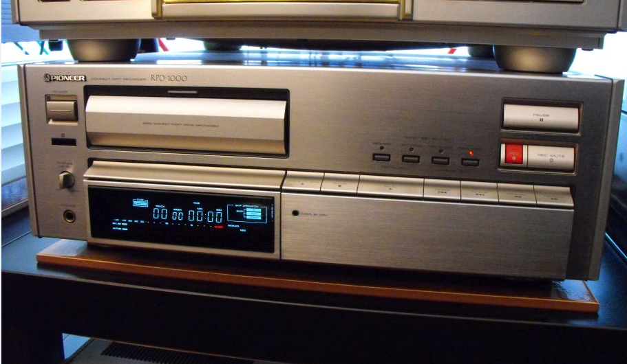 Pioneer RPD-1000 Compact Disc Recorder 1991r.-2017-05-11_13-00-51.png