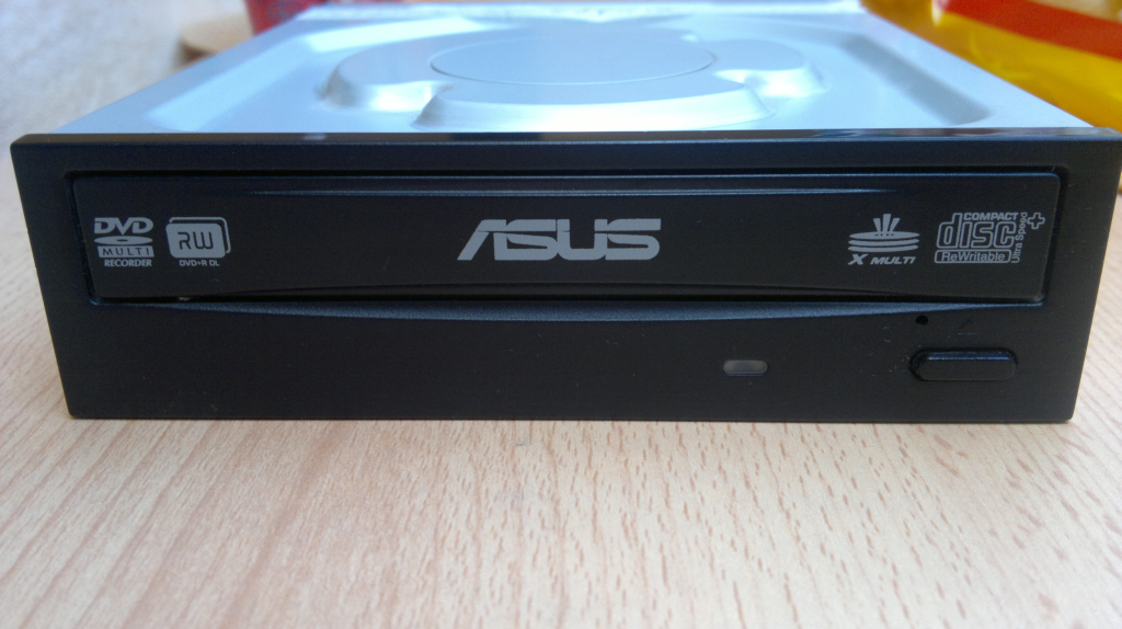 Asus DRW-22B3S-2015-06-17_12-07-16.png