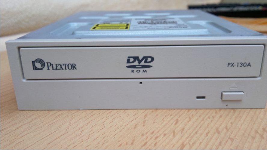 Plextor PX-130A 2005r.-2015-07-10_12-13-40.png