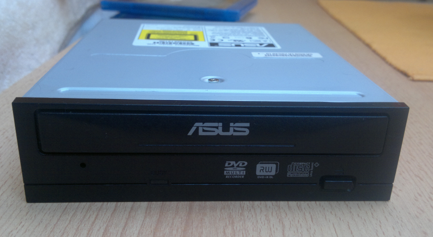 Asus DRW-1608P2S 2005r.-2016-08-31_12-13-16.png