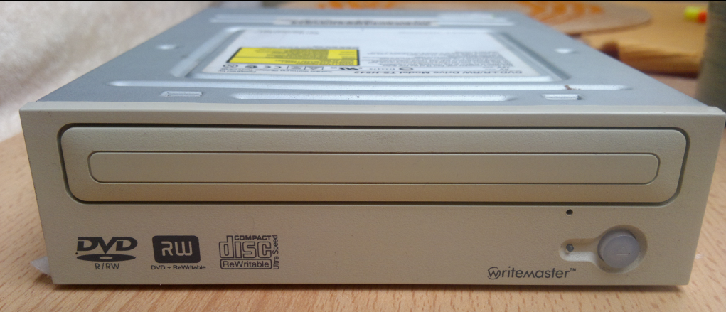 Toshiba TSST TS-H542A 2004r.-2017-02-13_10-42-20.png