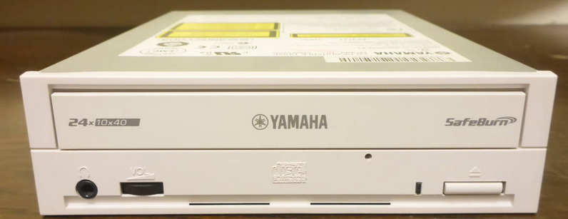 Yamaha CRW3200E 2001r.-2018-11-23_14-01-31.png