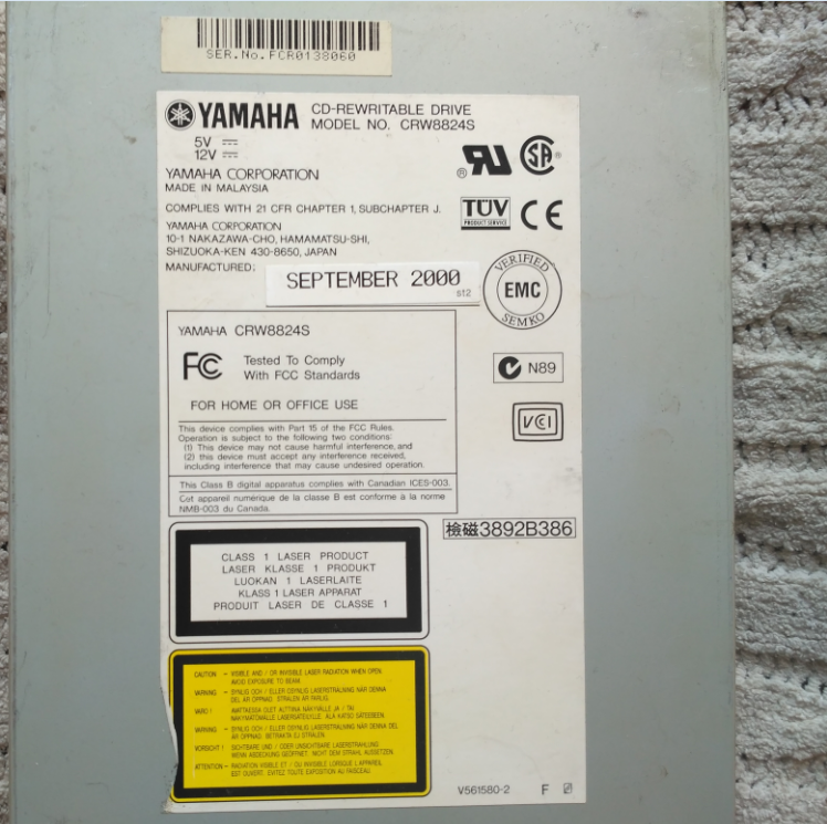 Yamaha CRW8824  2000r (SCSI)-2019-11-25_15-22-38.png
