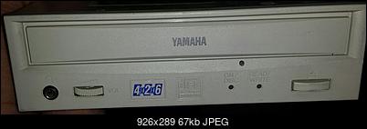 Yamaha CRW4260t SCSI 1998r.-przod.jpg