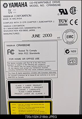Yamaha CRW8824E 2000r-label.jpg