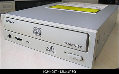Sony CRX-140E 2000r-front.jpg