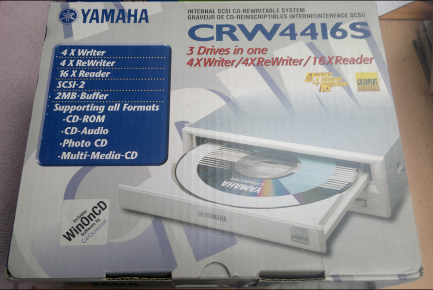 Yamaha CRW4416S  SCSI 1999r.-2016-02-19_09-43-44.png