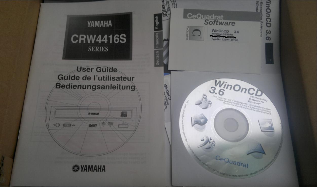 Yamaha CRW4416S  SCSI 1999r.-2016-02-19_09-47-31.jpg