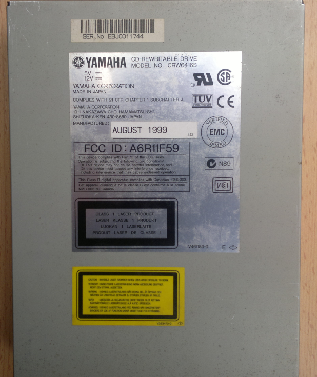 Yamaha CRW-6416S SCSI 1999r. Refurbished-2017-06-02_14-29-20.png