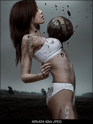 Funny fotos...-asian-girl-playing-soccer-football.jpg