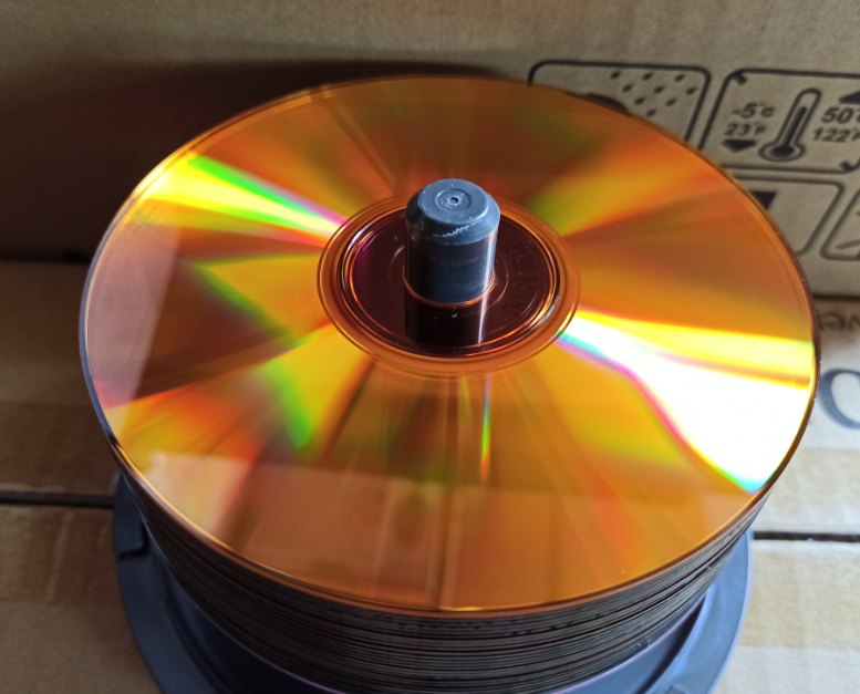 Memorex Music CD-R Audio Cool Colors-2020-05-07_11-38-51.png