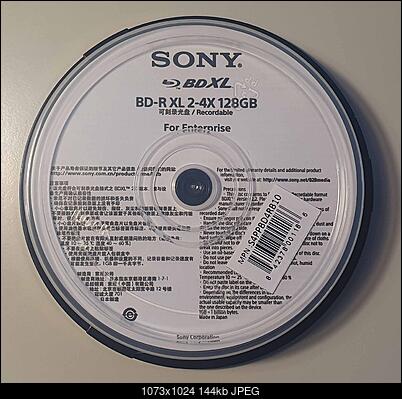 Sony  BD-R XL QL 128GB MID:SONYNQ1-sony-nq1_s4ppbd4rb10_cake.jpg