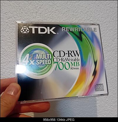 TDK 1-2-4x Multi Speed 700 MB CD-RW-20260810_204637.jpg