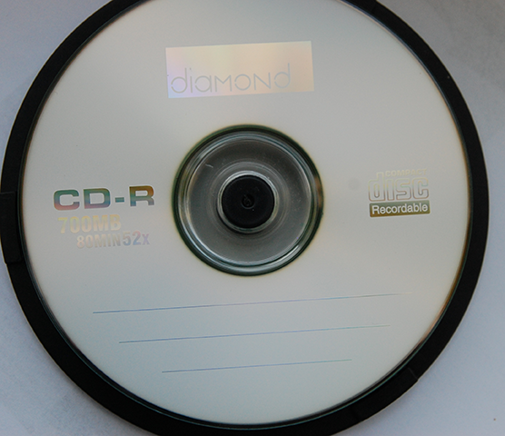 Diamond CD-R 700 MB x52 (Plasmon)-03_diam.png