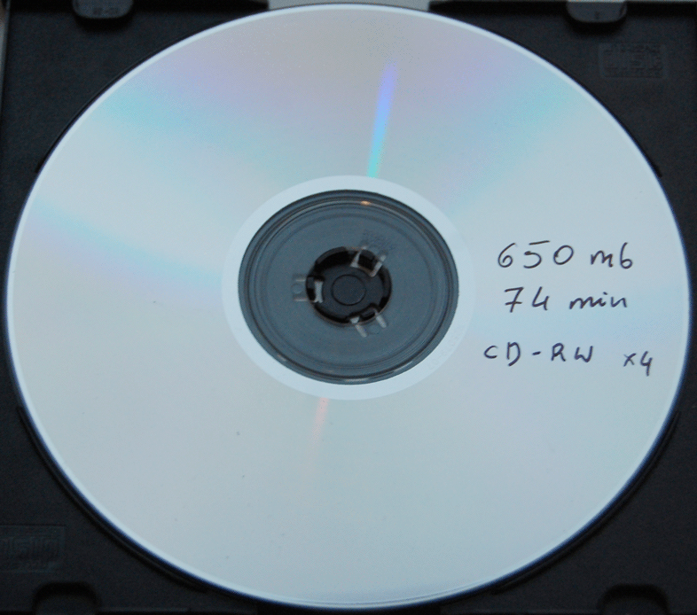 -00-lite-gigastore-cd-rw-x4-650-mb-disc.png
