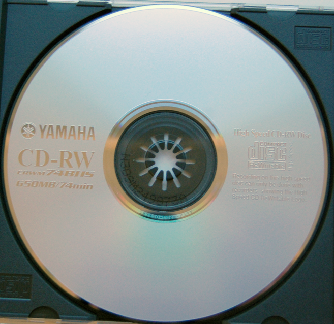 -003-yamaha-cd-rw-high-speed-650-mb-disc.png