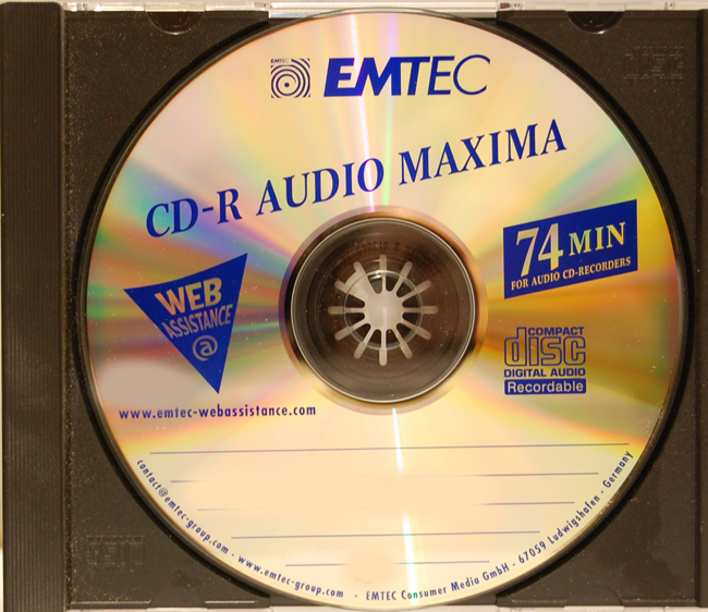 -02-emtec-cd-r-audio-maxima-74-min-disc.png