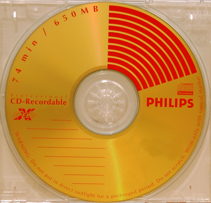 -philips-cd-r-x8-650-mb-03.png