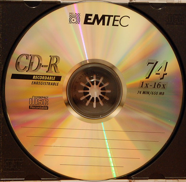 -03-emtec-cd-r-x16-650-mb.png