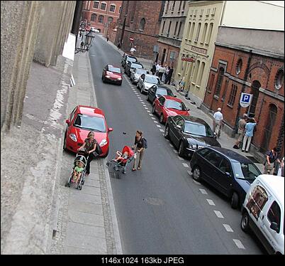 -parking-chodnikowy.jpg