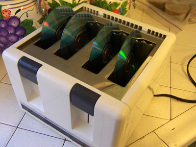 -toaster4x.jpg