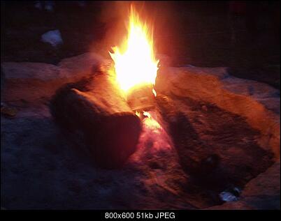 Zlot 2008-palenie.jpg